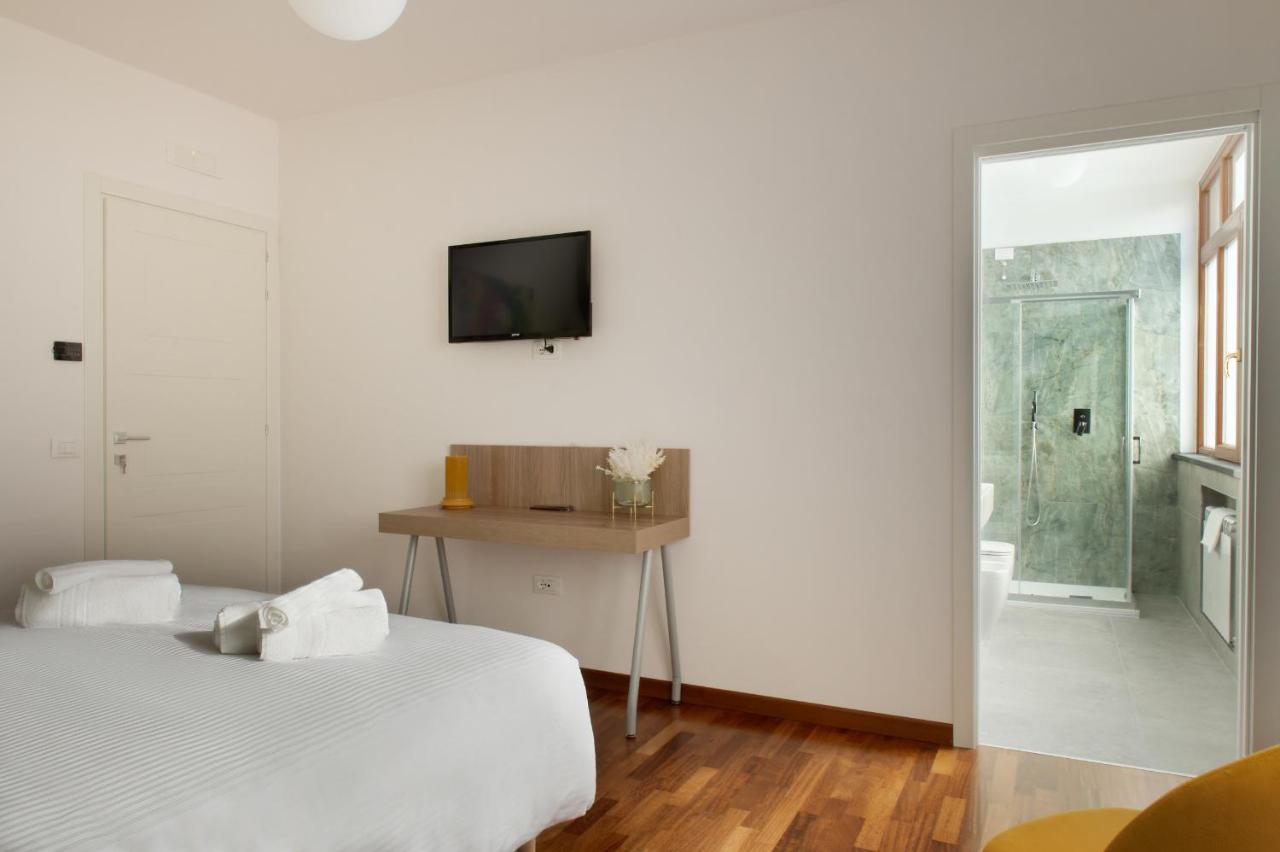 B&B Monna Lisa Rooms Montesano Scalo Exterior photo